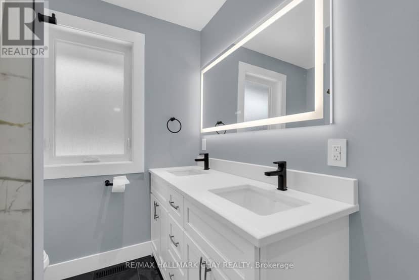 12 Francis Road — photo 22 of 40