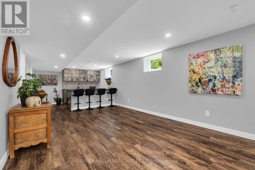 12 Francis Road — photo 28 of 40