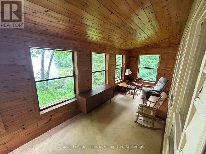 3040 Haliburton Lake Road — photo 17 of 40