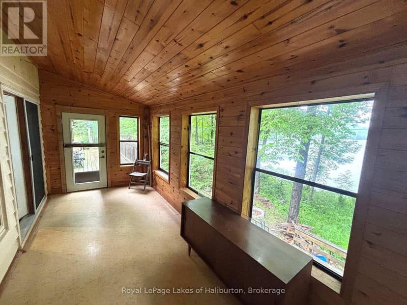 3040 Haliburton Lake Road — photo 18 of 40