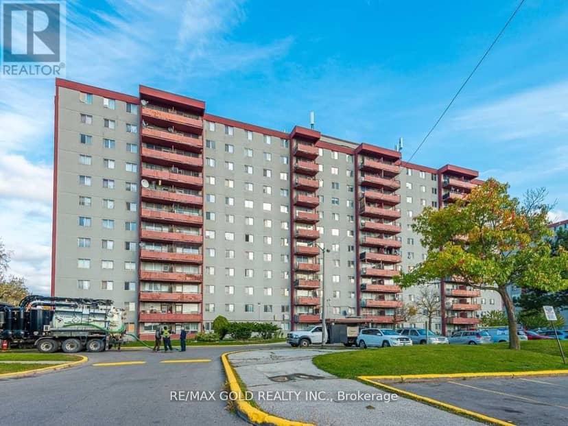 814 - 50 Lotherton Parkway — photo 1 of 17