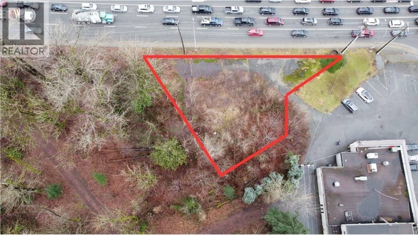 2270 LOUGHEED HIGHWAY, Port Coquitlam, photo 2