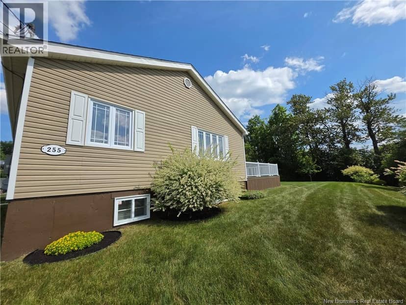 255 Lynch Lane — photo 3 of 40