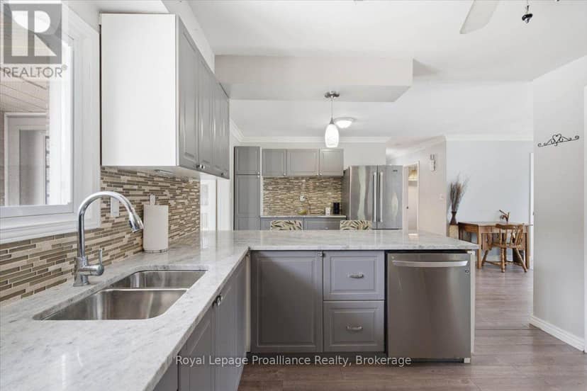 178 Riverside Parkway — photo 11 of 40