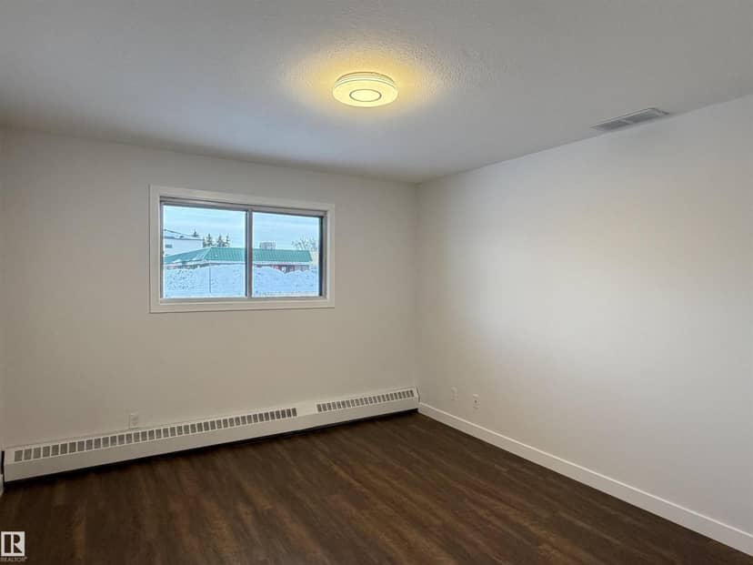 #103 10511 19 AV NW — photo 12 of 25