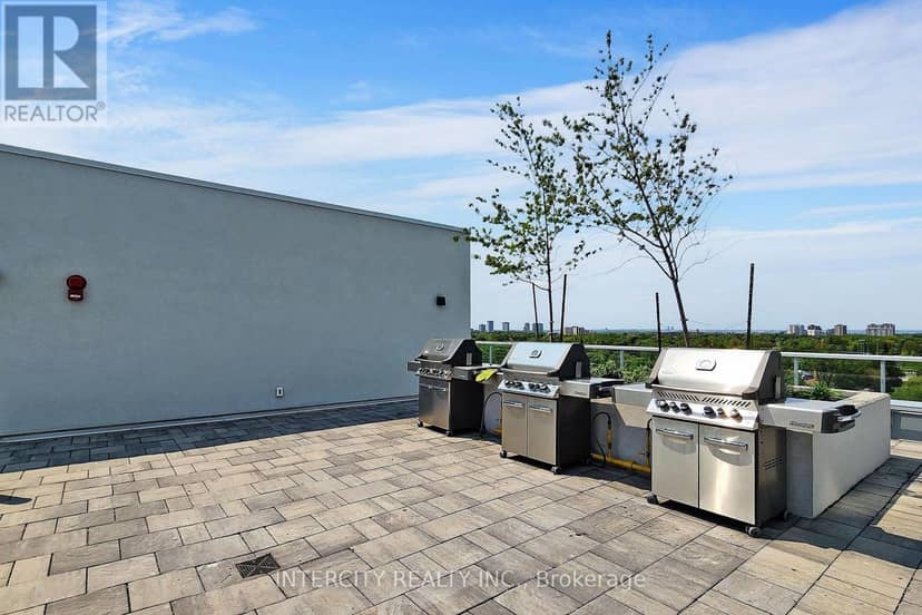 1509 - 3220 Sheppard Avenue E — photo 17 of 27