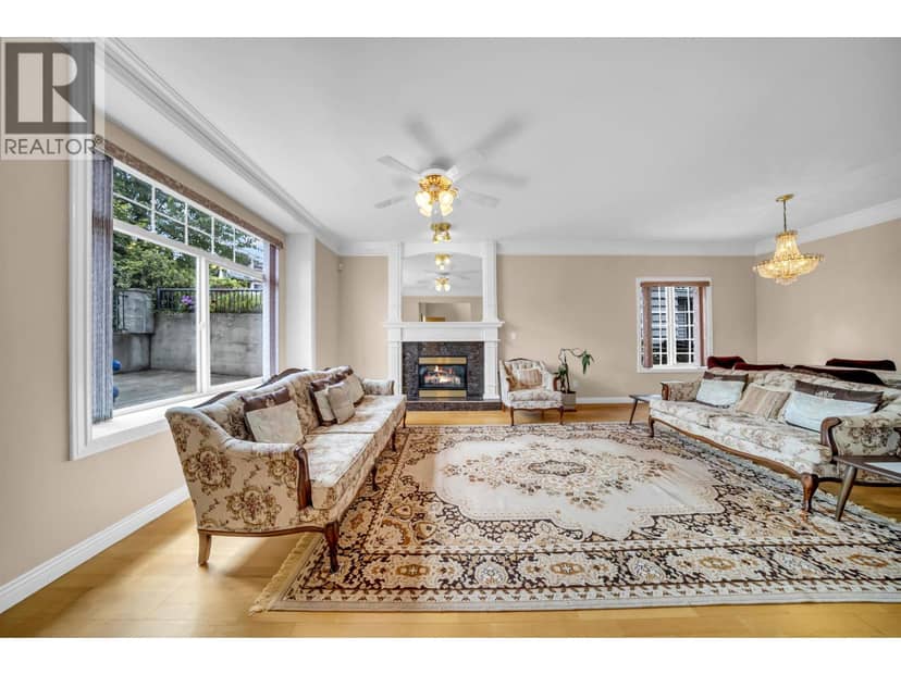 4049 CURLE AVENUE, Burnaby, photo 5