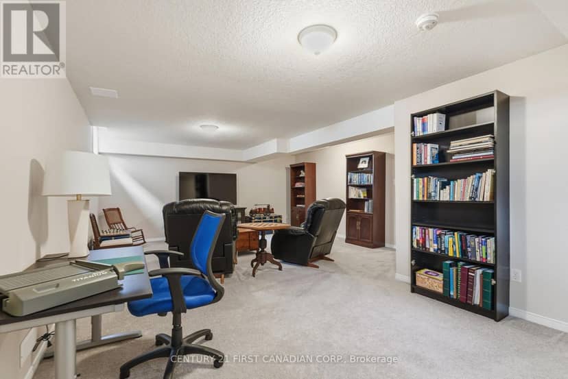 9 - 1853 Blackwater Road — photo 21 of 31