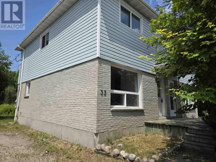 33 Winnipeg ST S, White River