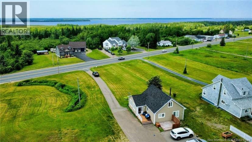 879 Bd des Acadiens, Bertrand, photo 2