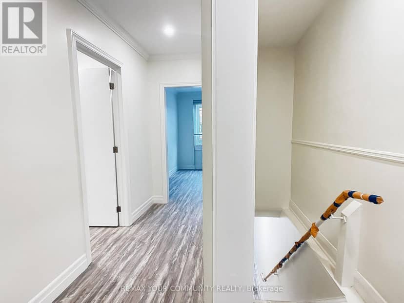 1623 Keele Street — photo 18 of 31