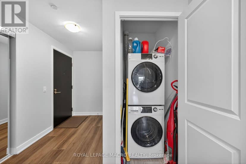 1707 - 2007 James Street — photo 25 of 40