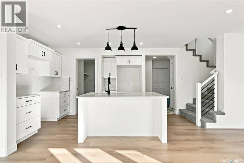 491 Traeger CLOSE — photo 9 of 40