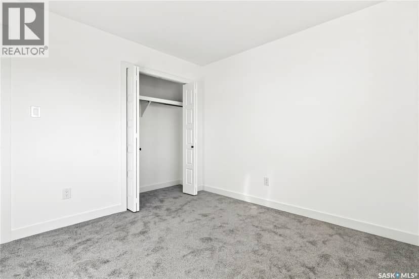 491 Traeger CLOSE — photo 33 of 40