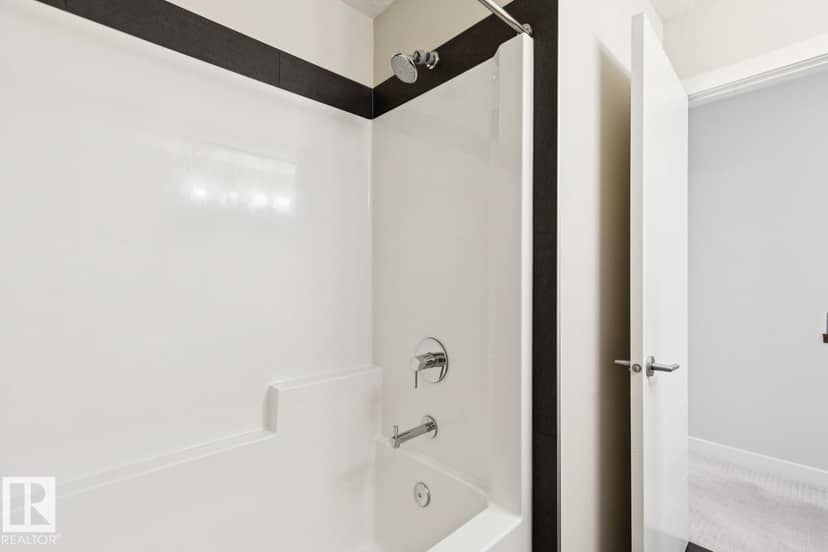 #3 10620 65 AV NW — photo 22 of 40