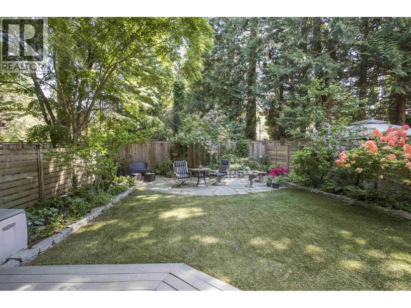 1989 CEDAR VILLAGE CRESCENT, North Vancouver