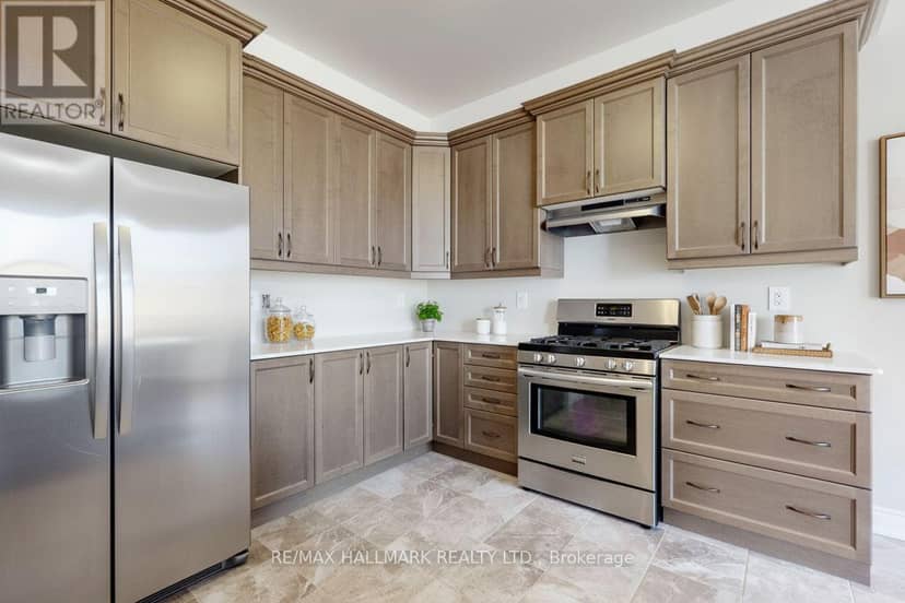 70 Shelson Place — photo 13 of 38