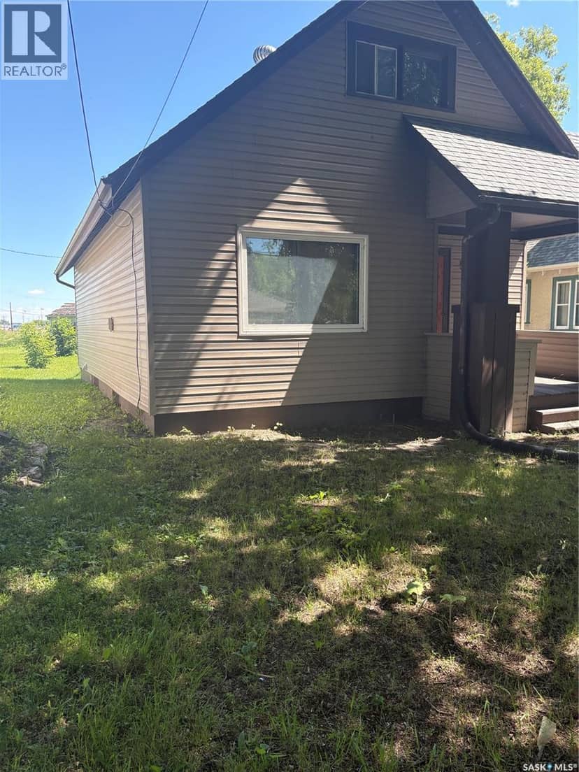 51 Tupper AVENUE — photo 37 of 40