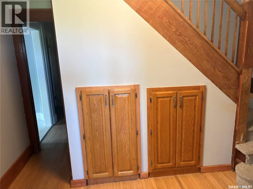 51 Tupper AVENUE — photo 15 of 40