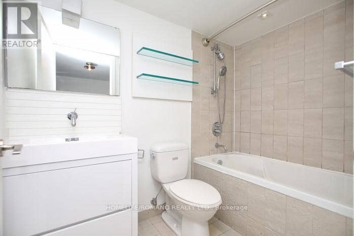 104 - 55 Stewart Street — photo 19 of 19