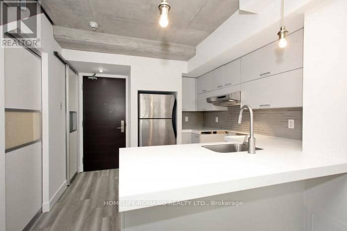 104 - 55 Stewart Street — photo 9 of 19