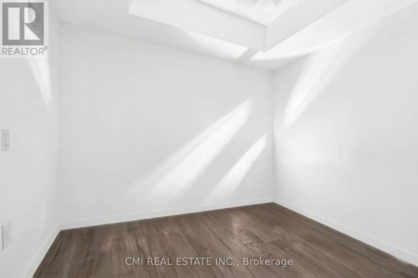 3207 - 319 Jarvis Street — photo 13 of 26