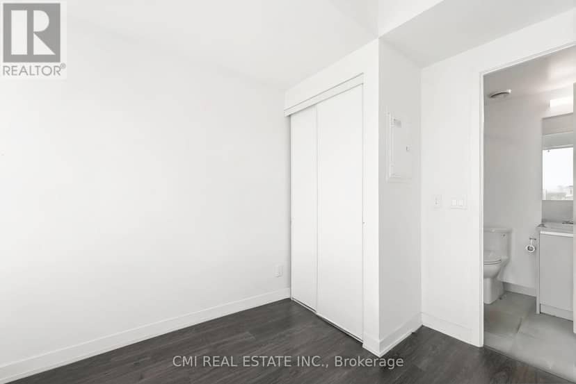 3207 - 319 Jarvis Street — photo 24 of 26