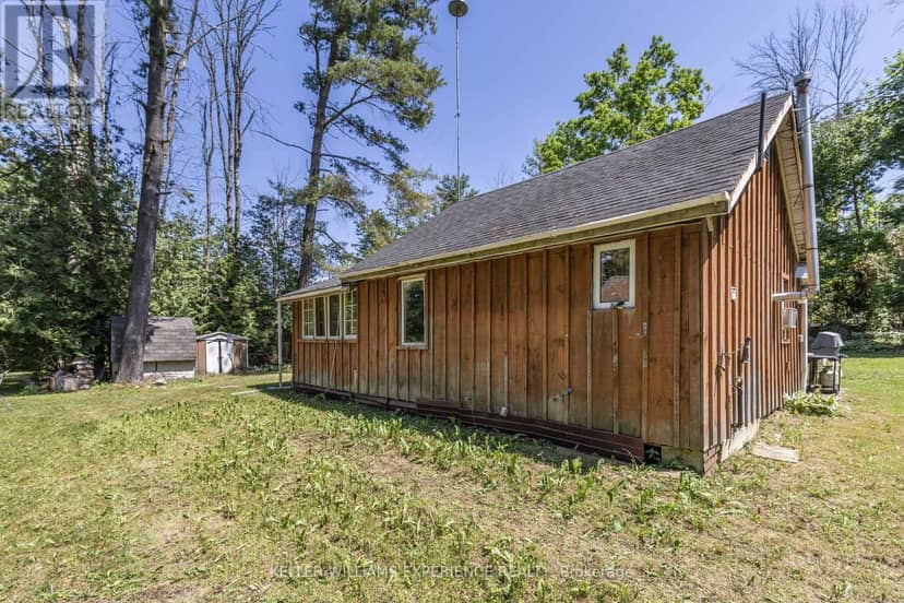 10 Simcoe Road — photo 14 of 24