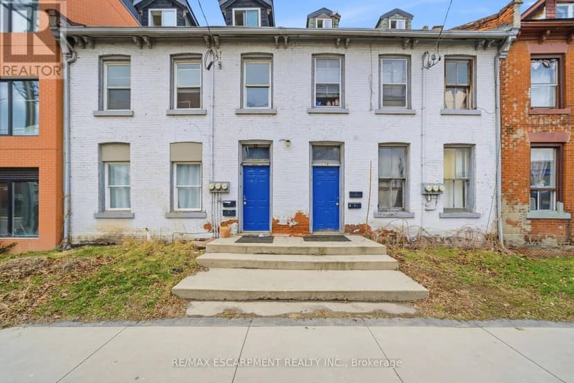 133-135 Wellington Street — photo 1 of 25