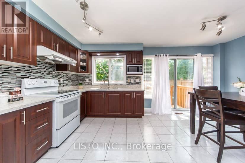 46 - 7115 Rexwood Road — photo 11 of 40
