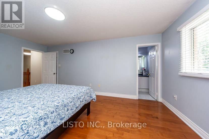 46 - 7115 Rexwood Road — photo 27 of 40
