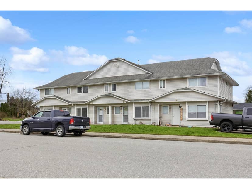 1,2,3,4 9145 CHARLES STREET, Chilliwack Proper East, Chilliwack