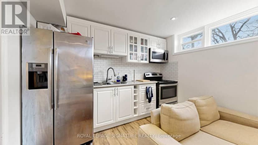 33 Neapolitan Drive — photo 33 of 40