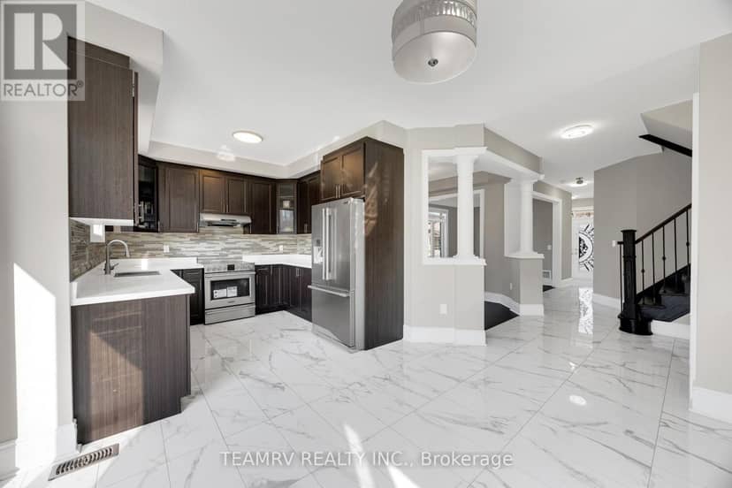 1161 Upper Thames Drive — photo 16 of 40