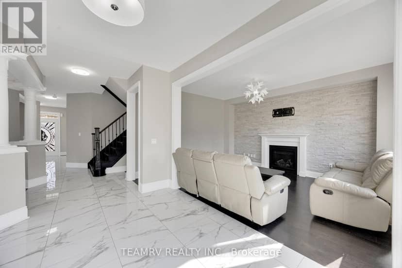1161 Upper Thames Drive — photo 20 of 40