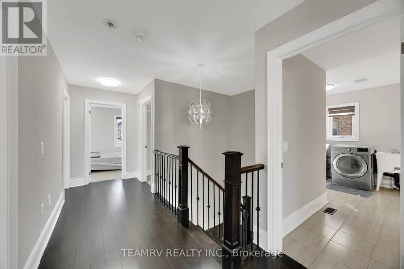 1161 Upper Thames Drive — photo 26 of 40
