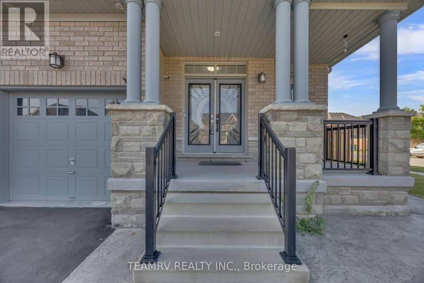 1161 Upper Thames Drive — photo 5 of 40