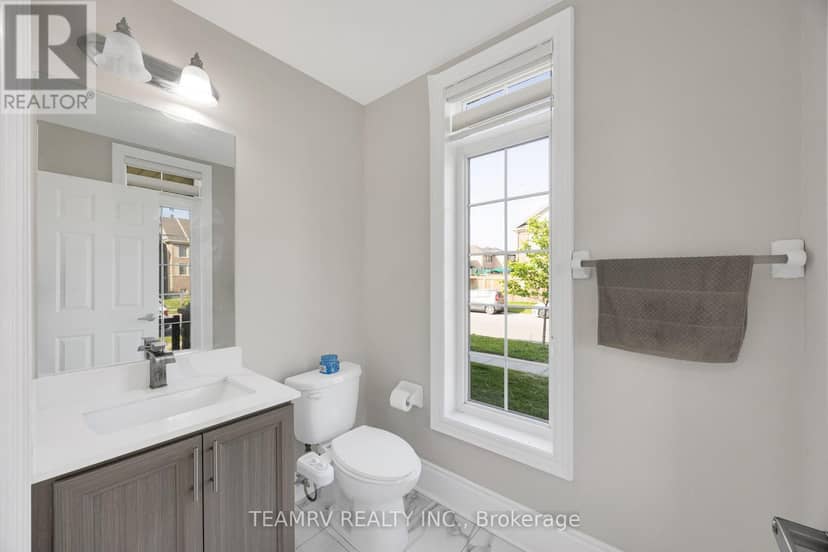 1161 Upper Thames Drive — photo 8 of 40