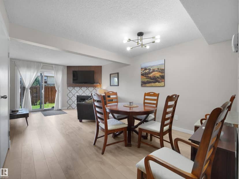 575 Dunluce Rd NW — photo 18 of 40