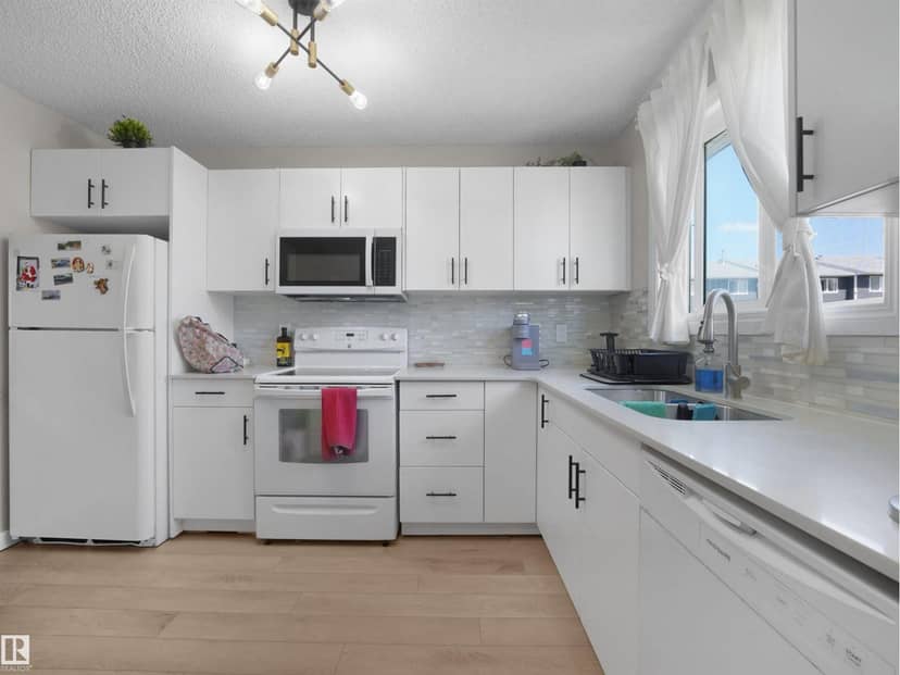 575 Dunluce Rd NW, Edmonton, photo 8