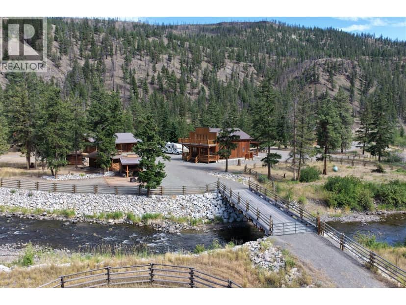 801 Loon Lake Road, Clinton