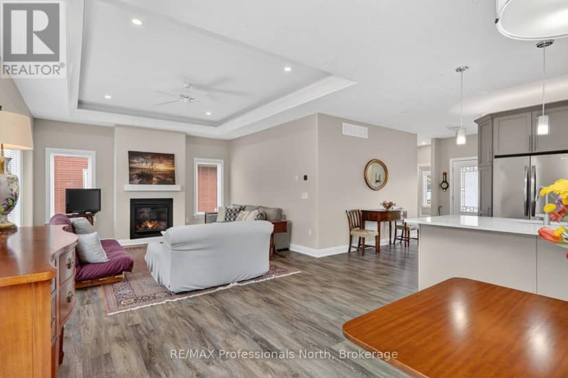 8 Bancroft Ridge Drive — photo 4 of 40