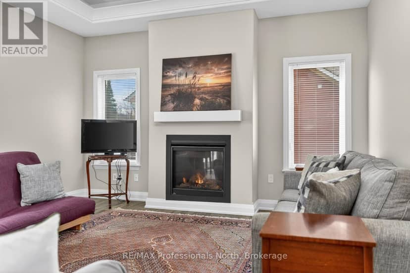 8 Bancroft Ridge Drive — photo 6 of 40