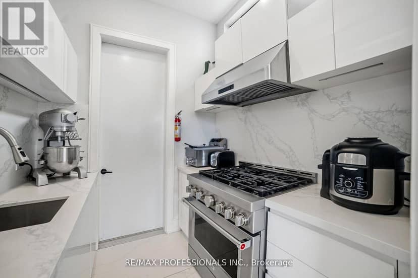 2206 Utley Road — photo 14 of 40