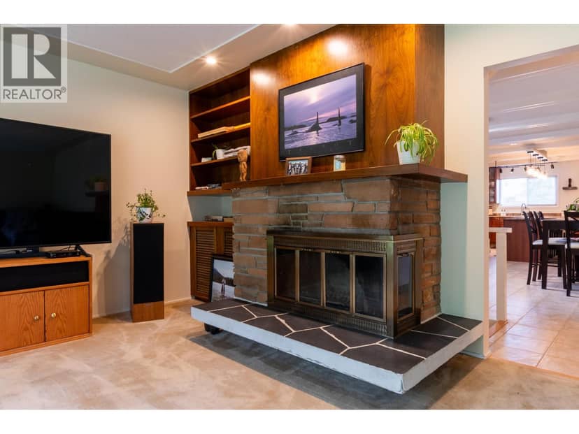 1625 GILLETT STREET, Prince George, photo 8
