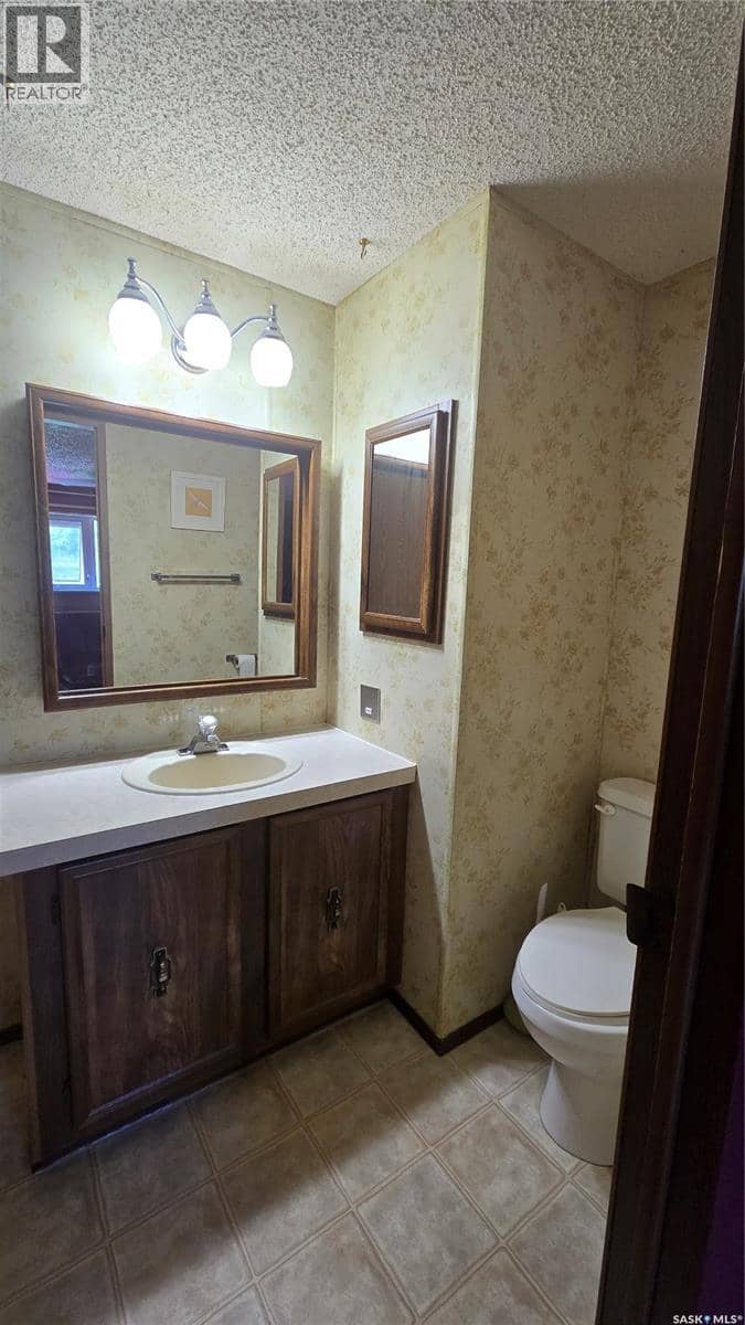 720 Beharrel STREET — photo 9 of 18