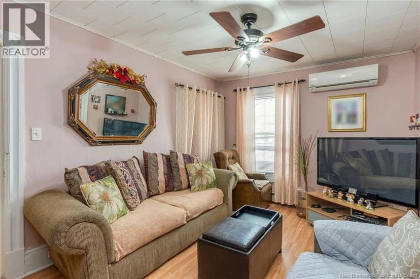 130 Visart Street — photo 17 of 33