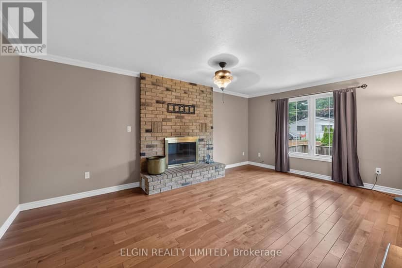 41 Luton Crescent — photo 23 of 40