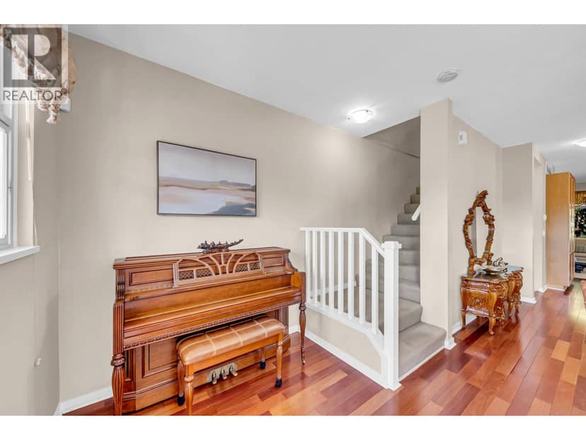 6 320 DECAIRE STREET, Coquitlam, photo 8