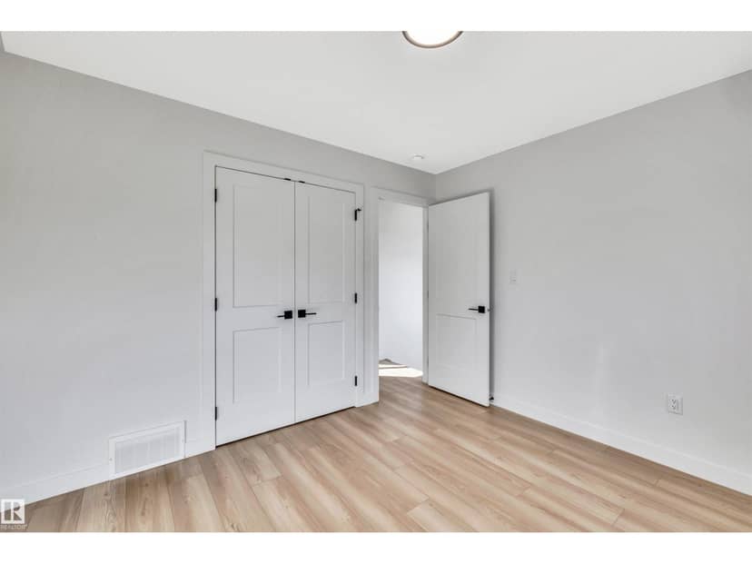 4305 Cedar Drive — photo 35 of 40